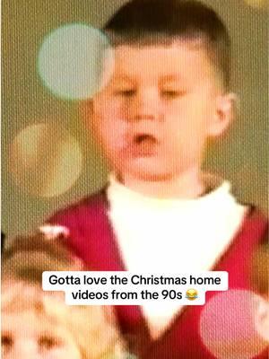 Gotta love the Christmas home videos from the 90s 😂🎅 #newholidaymusic 