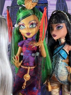 Little fun fact #monsterhigh #cleodenile #jinafirelong #frankiestein #neferadenile @Monster High 