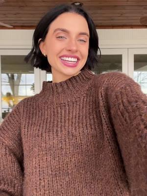 Found this in my drafts.. I now have this sweater IN 5 COLORS 🤣😻 Seriously a must have #ttsstarcreators #spotlightfinds #tiktokshopholidayhaul #holidayhaul #viralsweater #turtlenecks #turtleneckoutfit #turtlenecksweater #chunkyknitsweater 