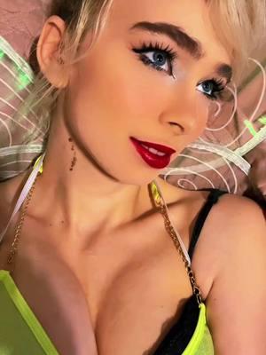 Hes so pretty  #tinkerbell #tinkerbellcosplay #cosplay #peterpan #disney #fun #model #acting #blonde #tink #fairy #cosplayer #cosplaygirl #cosplayers #cosplaytiktok #cosplaymakeup #cosplayersoftiktok #influencer #2025 #tinkerbellcostume #disneycosplay #peterpancosplay #tinkerandpeter #redlip #green #greendress #neverland #cosplaying #tinkerbellwings #wings ##tinkerbellmovies #xyzbca #xyzcba #xuhuong #zoom #fyp #goru #foryoupage #funny #lipsync #fypシ゚viral #fypage 