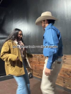 jajaja 🤣 #fyp #parati #vueltas #humor #purocotorreo #novio #Relationship #couple #austin #texas #vaquero #westernoutfits #huichol #hucholmusical #mexico #jasssbg #bailes #mexico #wrangler @Pablo Adverzo 