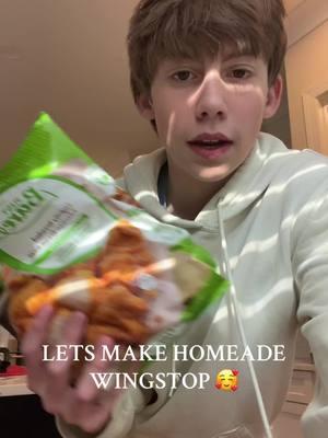 MAKE HOMEADE WINGSTOP WITH ME!! #wingstop #homeadewingstop #cookingwithkya #cookingwithhudson #cooking #trending #homeade #recipes #Recipe #cookingtok #cooking #tiktok #grwmhudsontakesoncooking #grwmhudson #fyp #foryou #foryoupage 