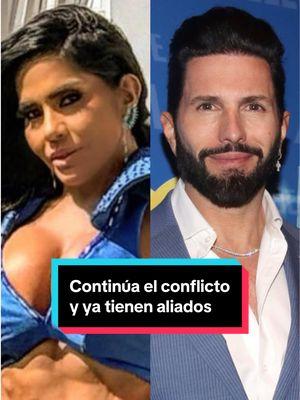 #Maripìly y #PonchodeNigris protagonizaron un fuerte enfrentamiento que se hizo viral en redes, 💥📱 por lo que algunos ex integrantes de #LaCasaDeLosFamosos ya se pronunciaron al respecto 🗣️ y comenzaron a tomar partido por ambos bandos. 🚨 #EnCasaconTelemundo