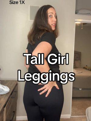 If it doesn’t cinch, i dont want it #tallgirl #halara #socinched #leggings #tallgirls #tallgirlclothes #workoutclothes #blackleggings #winter 