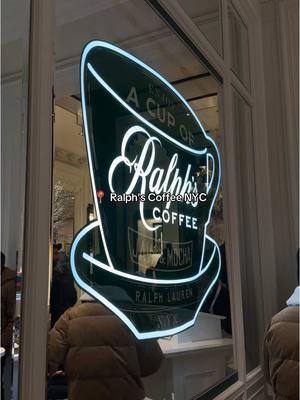 🧸☕️🎄 @Ralph's Coffee #ralphscoffee #nyccoffee #uppereastsidenyc #ralphlaurenaesthetic #ralphlaurencoffee #nyccoffeeshop #manhattannewyork 