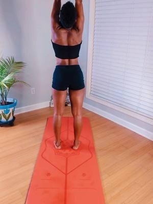 what else do you think is released the more u open up? Sign up here https://www.sashayogasha.com/store/p/unlock-your-hips-and-8-week-journey or here https://www.sashayogasha.com/classes-1 #squat #sashasquat #hips #hipopeners #hipmobility #hipmobilityexercise #quads #toesquat 