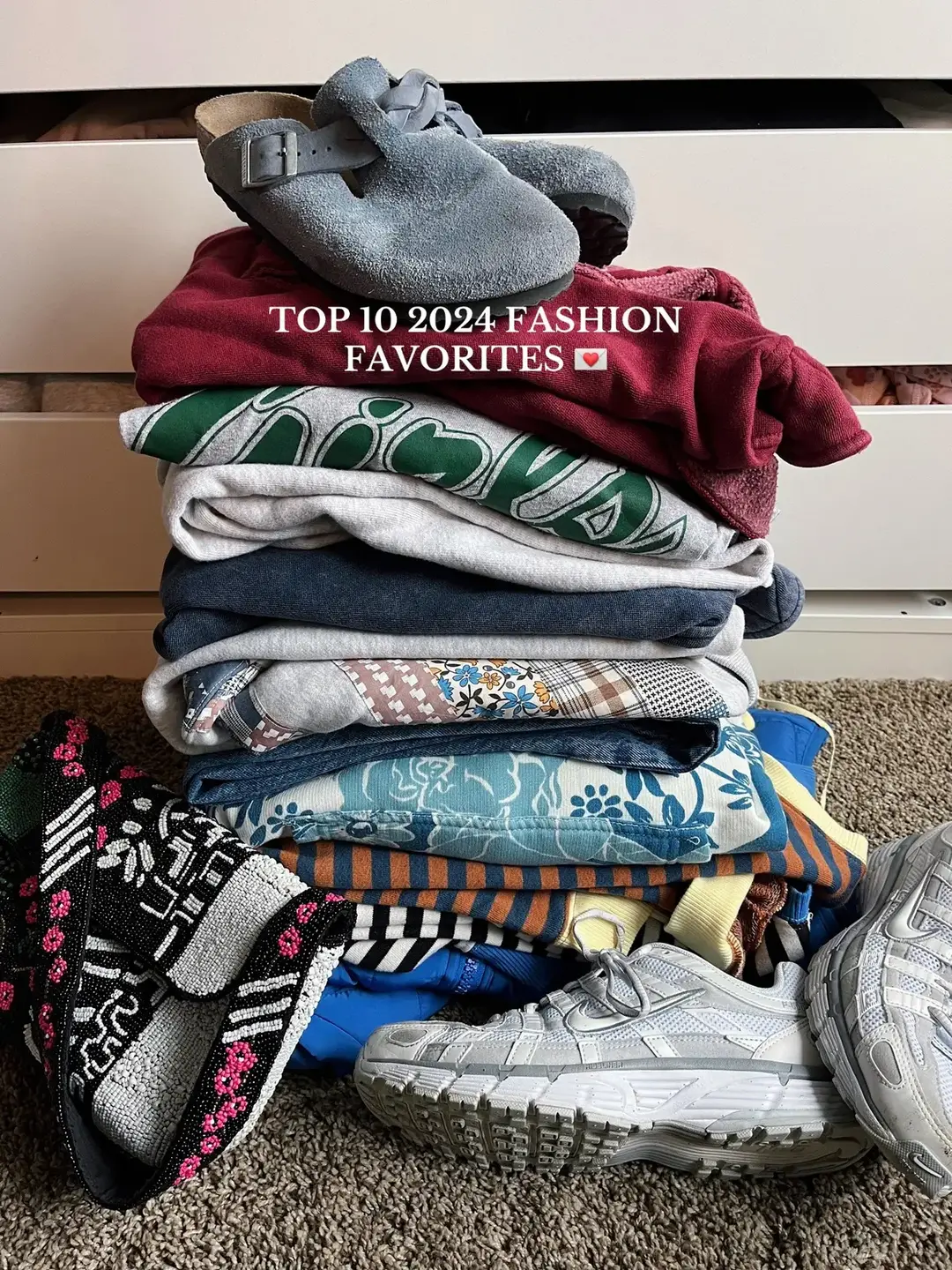 Top 10 favorite fashion trends and clothing pieces from this year! 🫐🌻🐢💌 so many cute closet staples from 2024 #favoriteclothes #clothinghauls #2024favorites #top10favorites #clothingfinds #fashiontrends2024 #haultok✨ 