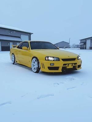 R34’s first snowfall. #cars #r34 #skyline #gtt #nissan #snow #r34skyline #cartok #carsoftiktok 