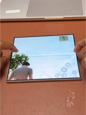 Galaxy Z Fold 6 Crease Inner Screen Gaming #samsung #zfold6 #fy #fyp #fold6 #samsung 