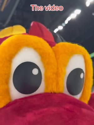 Don’t let the dragon have your phone 😅 #indyfuel #hockeytok #hockeytoks #hockeyboys #echl #mascot #mascotsoftiktok 