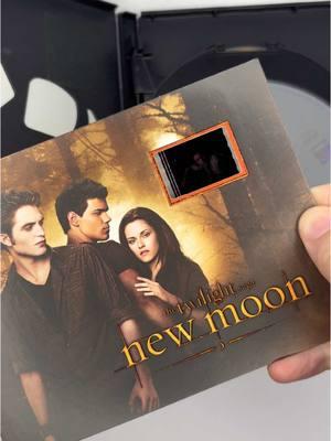 Found another film cell!😍 #creatorsearchinsights #twilight #twilightforever #twilightsaga #twilightrenaissance #twihard #twilighttiktok #twilightcollection #twilightfyp #fyp #collection #followme #twilightfandom #edwardcullen #likethisvideo #sharethisvideo #collector #repostthistiktok #unboxing #thetwilightsaga #filmcell #newmoon #jacobblack #rareitem #dvd #dvdcollection #dvdcollector 