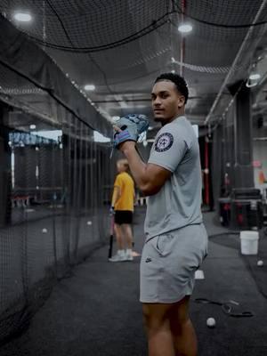 Big off-season grind for Erick Peralta. Draft year locked in. 🔒 98+ coming this spring – stay tuned. 📸: @BetsyShotMe #BeElite #EarnedNotGiven #MLBDraft #EP4Athlete #HardWorkPaysOff