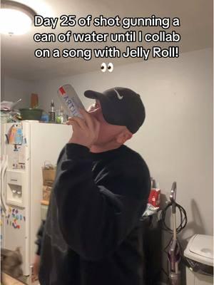 @Jelly Roll lets do this bro!!!! #day25 #MentalHealth #jellyroll #water 