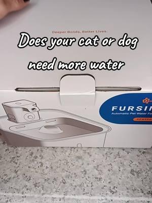 This motion sensor cat or dog water fountain is a great way to get your pet to drink more water.#creatorsearchinsights #catwaterfountain #catwater #dogwaterfountain #catsoftiktok #dogsoftiktok 