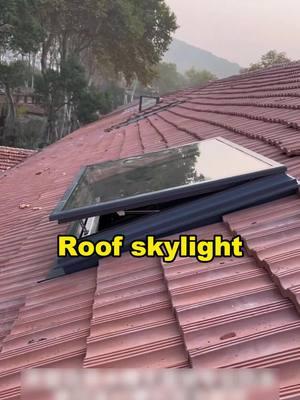 Install skylight on the roof to avoid forgetting to close it on rainy days.#skylight #window #aluminiumwindows #aluminium #alloy #interiordesign #install #Home #tottme #tottmetal 