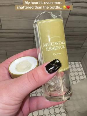 I can’t believe this.. 💔  #mugwortessence #skincare #imfrommugwortessence #essence #skintok #skincare #imfromskincare #koreanskincare #fyp #foryou