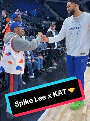 All love between these two 🙏 #fyp #spikelee #NBA #nyknicks #knickstape #karlanthonytowns #kat #nbabasketball #basketball 