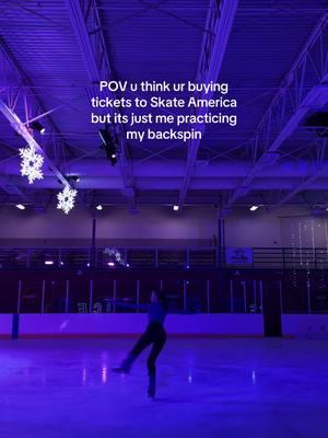 Lights got me feeling some type of way ✨ #pleaseimastar #⛸️ #icetok #skateamerica #backspin #iceskater #adultfigureskater #figureskating 