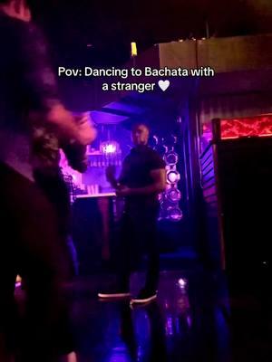 Your sign to go out and have fun💓  #fypシ #paratiiiiiiiiiiiiiiiiiiiiiiiiiiiiiii #bachata #labachata #manuelturizo #bailando #dancing #latinas 