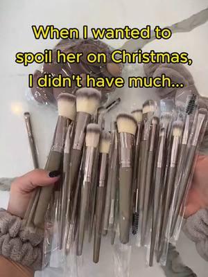 #makeuptoolset #makeupbrushset #makeupbrushsets #beauty #makeup #makeupbrushset #affordable#foryou#ChristmasGift