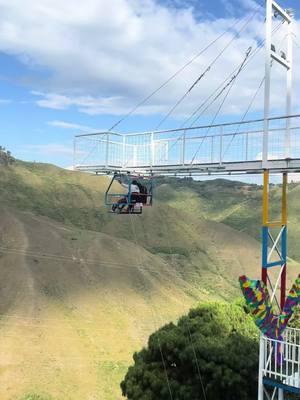 #colombia #puentedecrystal #puente #ande #cordilleradelosandes #cordillera #naturaleza #nature #belleza #bendecida #blessed #thankful #grateful #God #universe #cali 