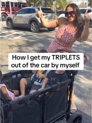 This is how i load them in and out 🤭 #triplets #wonderfold #toddlers #mom #momlife #momtok #stroller 