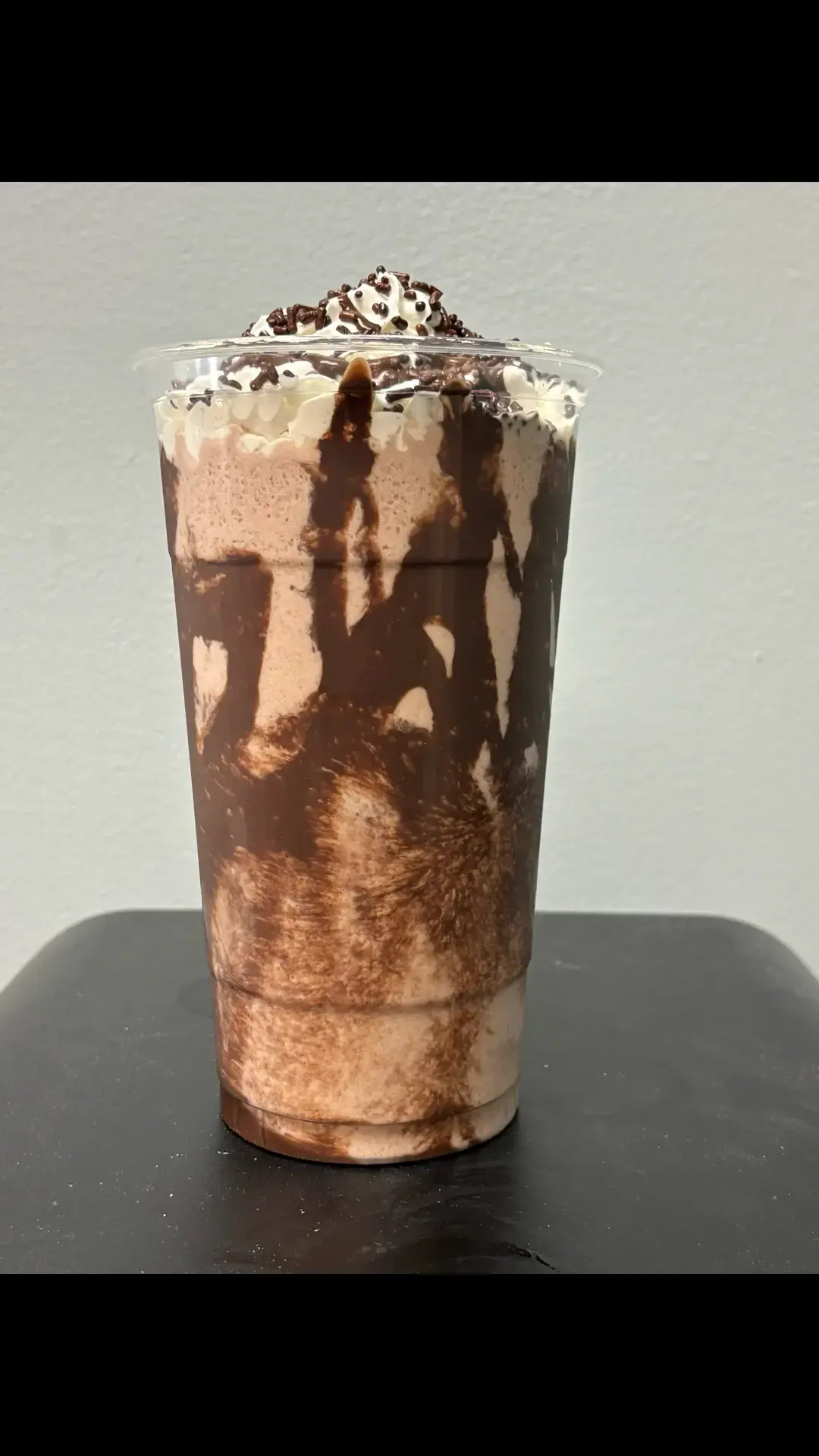 Craving chocolate but want to keep it healthy? 🍫 Say hello to our Protein-Packed Frozen Hot Chocolate! ❄️ 🥤 Rich, creamy, and oh-so-delicious, this treat gives you all the indulgence with less guilt. Packed with protein to fuel your day 💪, it’s the perfect way to satisfy your sweet tooth this holiday season. Stop by and let us customize a healthier, tastier version of your favorite chocolate cravings! 🎄🍹 Double-tap & like if you’re a chocolate lover, and save this for your next treat! 🤎 #HealthyIndulgence #FrozenHotChocolate #ProteinTreats #ChocolateFix #HolidayVibes #HealthyEatingJourney #FuelYourBody