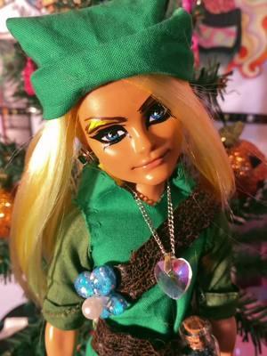 I made him for my bf for Christmas 🥰 i love how he came out #monsterhigh #dolltok #monsterhighdoll #ooakdoll #ooakmonsterhigh #dollrepaint #customdoll #loz #legendofzelda #link 