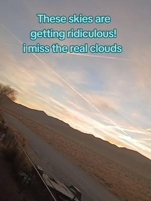 #samanthaharrison91 #clouds #conspiracytiktok #weathermanipulation #cloudseeding #fakeclouds 