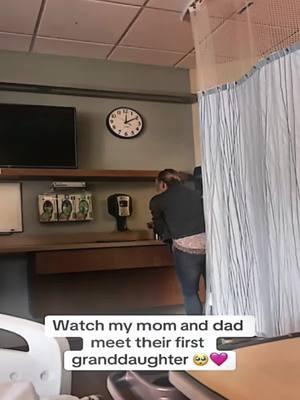 Cry every time i watch this #pregnancy #hospital #baby #birth #fyp #trending #babyreveal #babysurprise #wholesome #family #surprise #reaction 