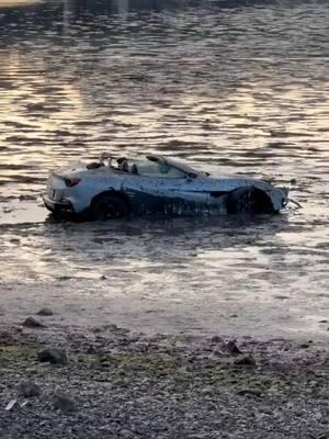 This Ferrari Portofino owner wanted to test out the off road capabilities aparently 😑  Don’t drink and drive!!! Nice work @CHP1 🎥  #ferrari #chp #drunkdriver #offroad #tistheseason #wrecked #exotic #cartok #fyp 