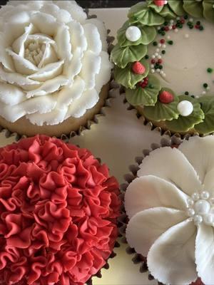 Place your orders and use my code: Brianna for $5 off your box of 4 jumbo cupcakes. Let me know which ones are your favorite!  @The Cupcake Experience #holifayseason #cupcakes #cupcakesoftiktok #dessert #dallasbakery #dallasfoodie #dallastexas #holidaybaking #bakerybusiness #blackownedbusiness 