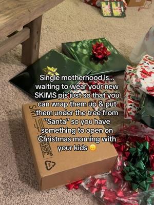 Single mom probs - @SKIMS or nothing 🥲 #singlemom #singlemomlife #singlemoms #divorced #divorce #divorcedparents #singlemomproblems #motherhood #skims 