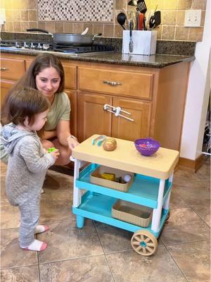 So cute for the kids to play kitchen and be able to wheel this little counter top around the house, plus a bonus that it comes with a few high quality food pieces! #pretendplay #besttoys #giftsforkids #educationaltoys 