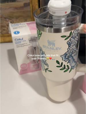 Stanley girlies and Cirkul girlies have now entered the chat 🤝💕@Cirkul  #cirkul #cirkulwaterbottle #cirkultumblers #watertok #drinkcirkul #stanleytumbler 