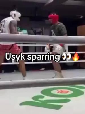 Fighting Usyk with your hands down is never a good idea 😭 @Oleksandr Usyk (h/t homeoffight/IG) #usyk #oleksandrusyk #boxing 