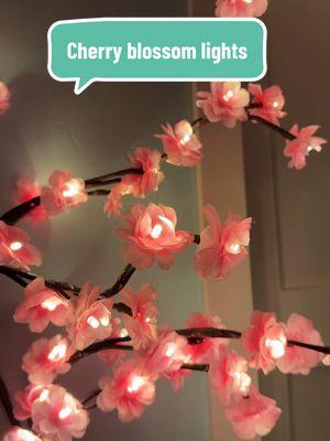 So pretty 🌸 #cherryblossomlights #treebranchlights #giftguide #bedroomdecor 