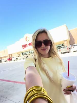 I’m riding buccee 🤪😂 #foryoupage #MomsofTikTok #buccees #sahmsoftiktok #mamax2 #foryou #travel 