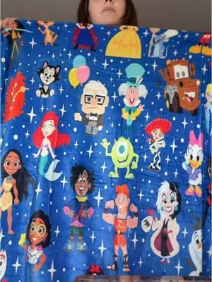 Yup. Worth it!! How cuuuute 😍  • • • #disney #disneyblanket #socute #kidsblanket #daycare #tiktokshopfinds #lifewithhan #hansolum #dailymealideas__ 