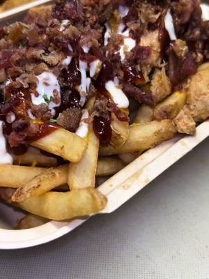 🗣️HELLLOOOOOOOO 🍟  🍟 BBQ Bacon Ranch Chicken fries  🍟 Honey Garlic Steak & Shrimp fries  🍟: #Gardena 📍:14800 S Western Ave suite 108, Gardena, CA 📅: Monday - Sunday ⏰: 11am - 9pm 🍟: #Inglewood 📍:401 East Hillcrest Blvd Inglewood, Ca 90301  📅: Open 7 Days A Week ⏰: 10am - 3am #mrfriesman #loadedfries #bestfries #frenchfries #gardena #lafoodies #tiktokfood #tiktok #losangelesfood #southbay #inglewood #explorepage #food #eat #lunch #dinner 