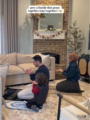 I love them so much🥹🤲🏻 #family #muslim #muslimtiktok #muslimfamily #praying #prayer #parents #toddlermom 