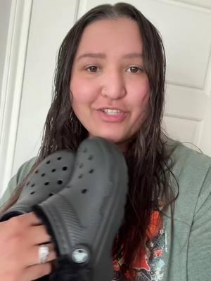 #crocs #crocs4life #crocsgang #furlinedcrocs #tiktokshopyearendsale 