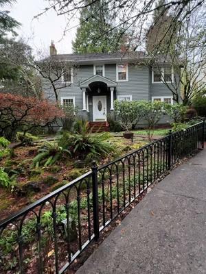 This home has alllll of the curb appeal— a 10/10. Inside could use some tlc but the features like the eating nook, curved doors, big spacious living room and back deck were so marvelous. I really enjoyed the extra parking here, too! Such a wonderful bonus in this hilly part of the city. 😍 Not my listing but I can help you buy!  Listed at $960,000 MLS ID: 24020760 4 Bedrooms 🛌 3.5 Bathrooms 🛀 3,028 Square feet  $16,296 Annual property taxes  Schools:  K-5: Ainsworth (9/10) 6-8: West sylvan (6/10) 9-12: Lincoln (7/10) *Ratings according to Greatschools.com, due diligence encouraged.  #PDX #Portland #Oregon #portlandoregon #portlandrealtor #pdxrealtor #pdxrealestate #portlandrealestate #pdxbroker #housegoals #househunting #realestate #realestateagent #realtorlife #bungalow  #curbappeal #dreamhome #homeforsale #houseforsale #portlandhomeforsale #renovated #Portlandhomesforsale #Portlandlife #Portlandliving #Portlandrealestate #Portlandrealty #walkableneighborhood #realestateexperts  #Portlandexpert  #bringthedog #justRealtorthings #tiktokviral #fyp #foryoupage #aesthetic Listed by Betsy Menefee of Windermere Realty Trust