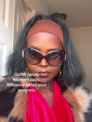 Somali song translation #somalitiktok #seattletiktok #seattleseahawks #seattleweather #somaliseattle #guntinolove #somalitranslation #seattlecheck #outfitcheck #tiktokoutfits #mobwife 