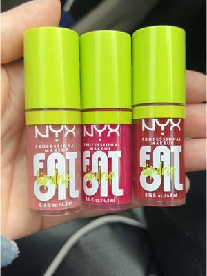 I am obsessed 😍😍 such a great deal! #nyxlipgloss #nyx #nyxlipoil #TikTokShop #stockingstuffers 