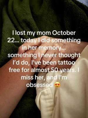 #mom #daughter #tattoo #tattooreveal #tattoovirginnomore #memory #inmemory #fingerprints #rose #memorialtattoo #fingerprinttattoo #heart #Love #death #parent #momma #imissyou 