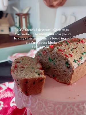 Christmas baking in my old farmhouse kitchen 🩷 decided to use some almost bad bananas to make some festive bread. #christmasbaking #cottagebaking #cottagekitchen #cottagecorebaking #vintagekitchen #farmhouse #fyyyppp #grandmacore #holidayvlog #wintercozyaesthetic #christmascontent