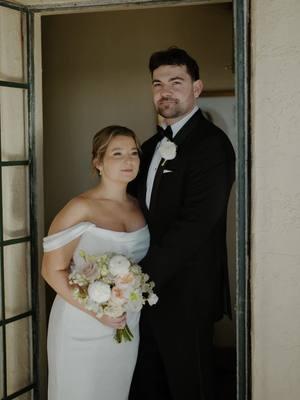 These amazing moments full of love and excitement between the Bride and Groom, will always be the best shots from the wedding day 📸 #weddingvideographer #weddingfilmmaker #floridaweddingvideographer #tampaweddingvideographer #sarasotaweddingvideographer #northcarolinaweddingvideographer #miamiweddingvideographer #powelcrosleyestate #powelcrosley 