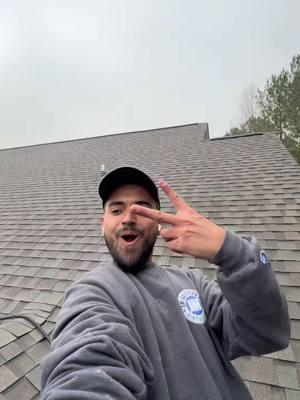 Gutter Cleaning ASMR! #gutters #gutter #asmr #satysfying #guttercleaning #jmgutters #guttertok 