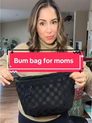 This bum bag/belt bag is perfect. Fit everything in style #bumbag #beltbag #womensfashion #momessentials #momstyle #carryallbag #mombag 